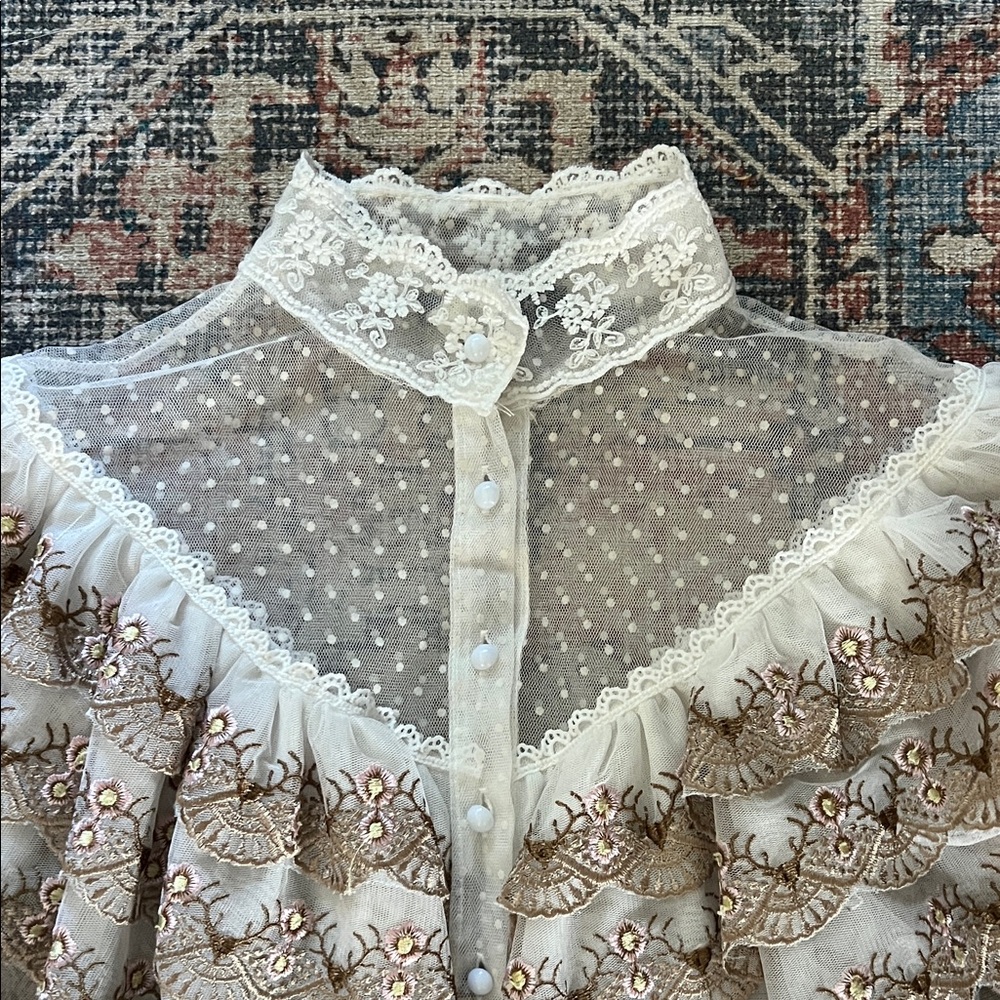 BEULAH Style Victorian-Inspired White Lace Blouse with Golden Embroidery Size: S - Picture 6 of 13